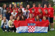Kadetkinje hrvatske reprezentacije na okupu nakon natjecanja
